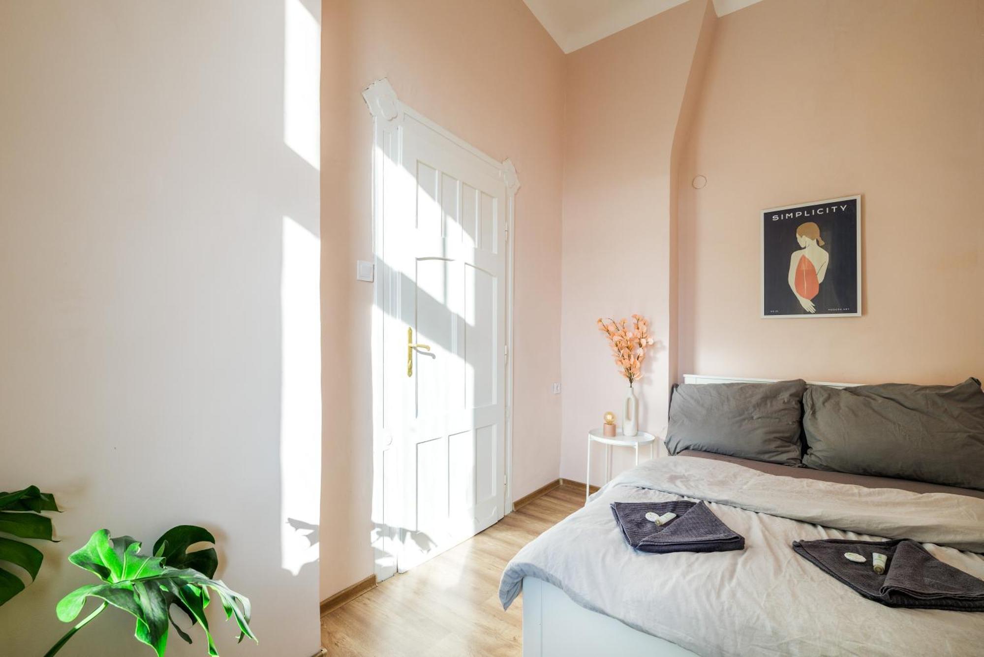 Apartamento Golbarg Synagoge In Heart Of *